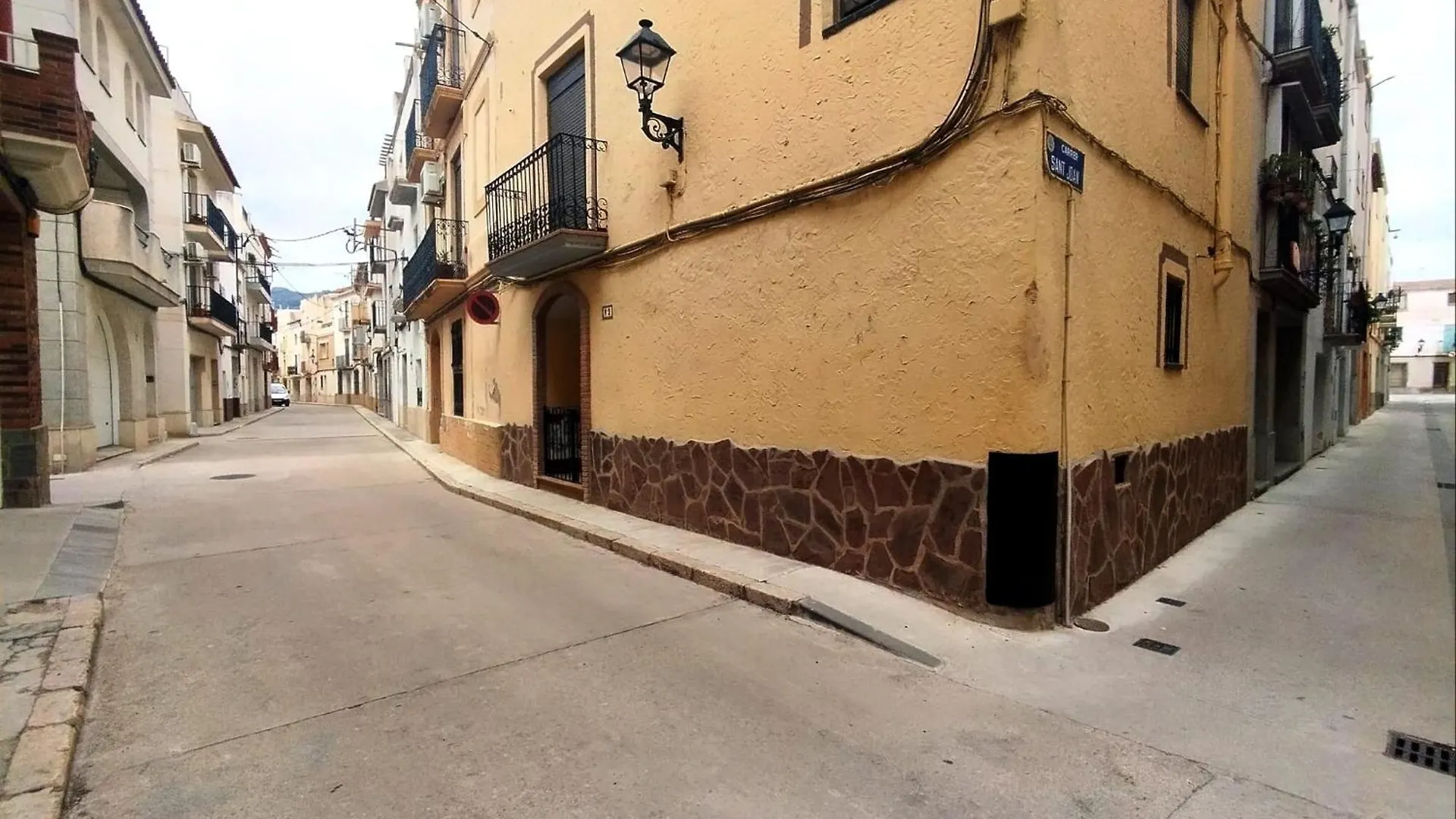 Can Bareta Xerta بيت للعطل